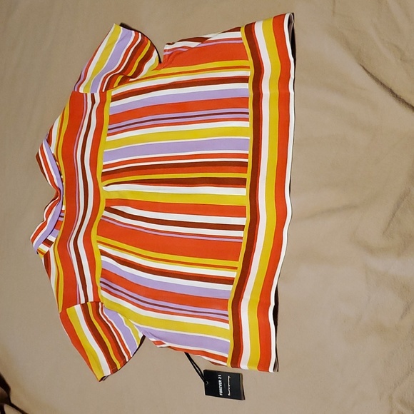 2 /$15 Forever 21 Woven Short Sleeve Shirt sz XL - Picture 4 of 10